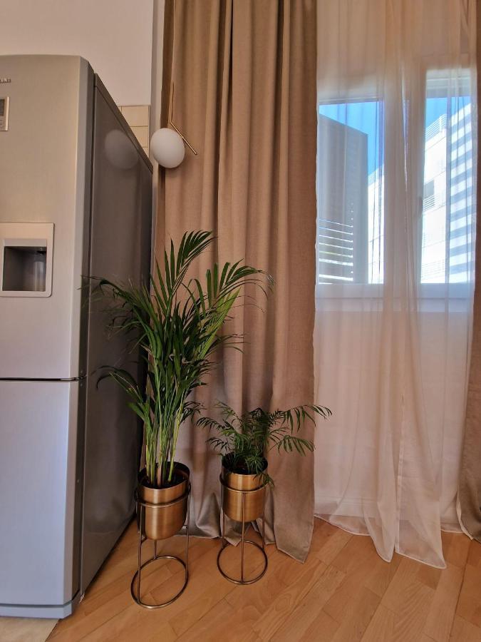 Guest House Laura Split Exteriér fotografie